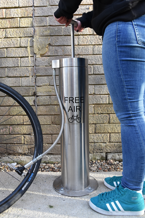 udtale Ansvarlige person telex The Public Bike Pump | Cyclehoop