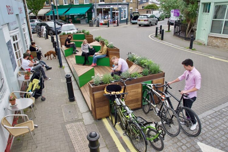 A Cyclehoop Parklet in use