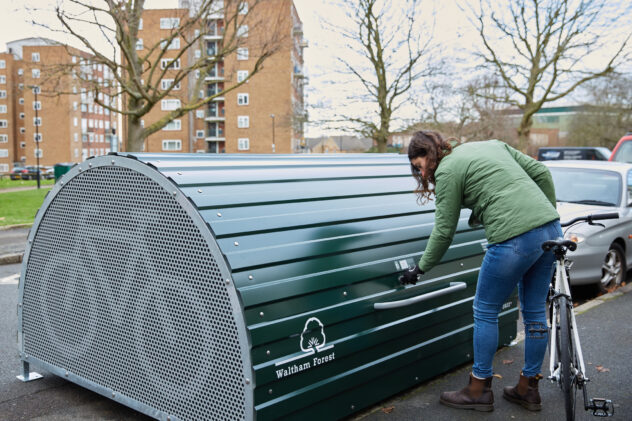 External view of a Cyclehoop Bikehangar 4.0 in use